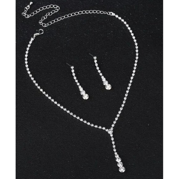 Matching Earrings and‎ Necklace Costume Set NEW - Picture 2 of 4